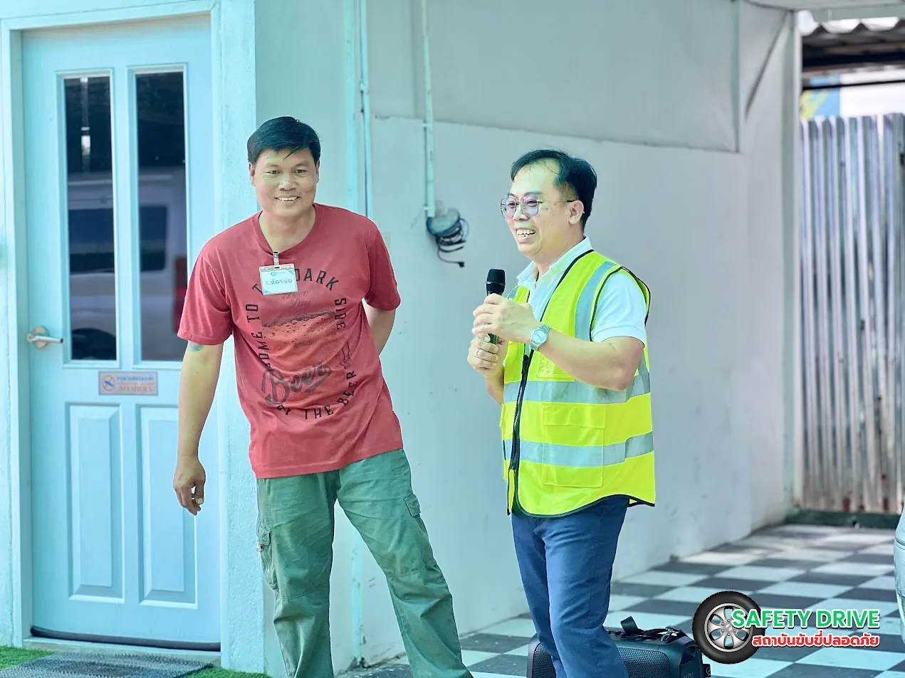 ภาพบรรยากาศ การอบรมขับขี่ปลอดภัย พนักงานขับรถในองค์กร โดย Safety Drive สถาบันอบรมขับขี่ปลอดภัย
