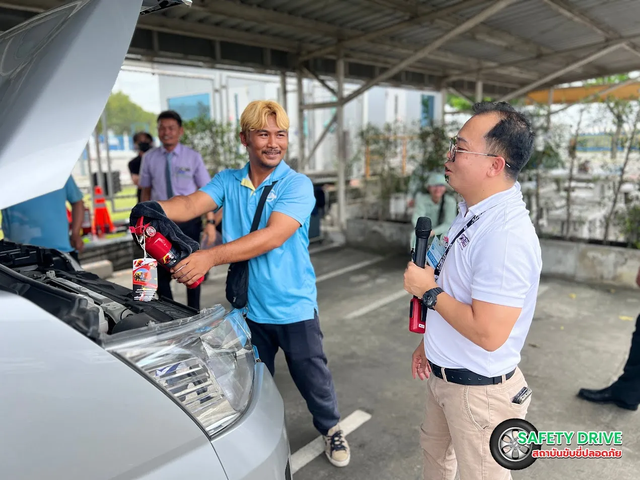 ภาพบรรยากาศ การอบรมขับขี่ปลอดภัย พนักงานขับรถในองค์กร โดย Safety Drive สถาบันอบรมขับขี่ปลอดภัย
