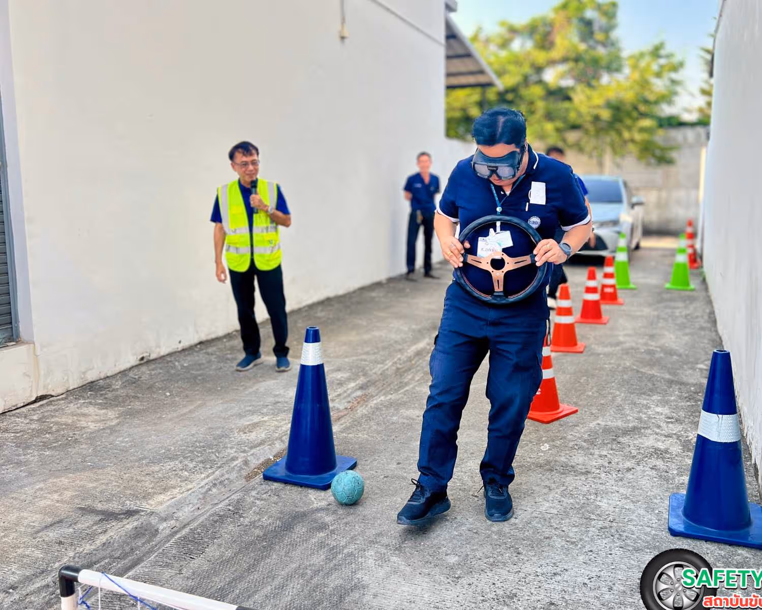 ภาพบรรยากาศ การอบรมขับขี่ปลอดภัย พนักงานขับรถในองค์กร โดย Safety Drive สถาบันอบรมขับขี่ปลอดภัย