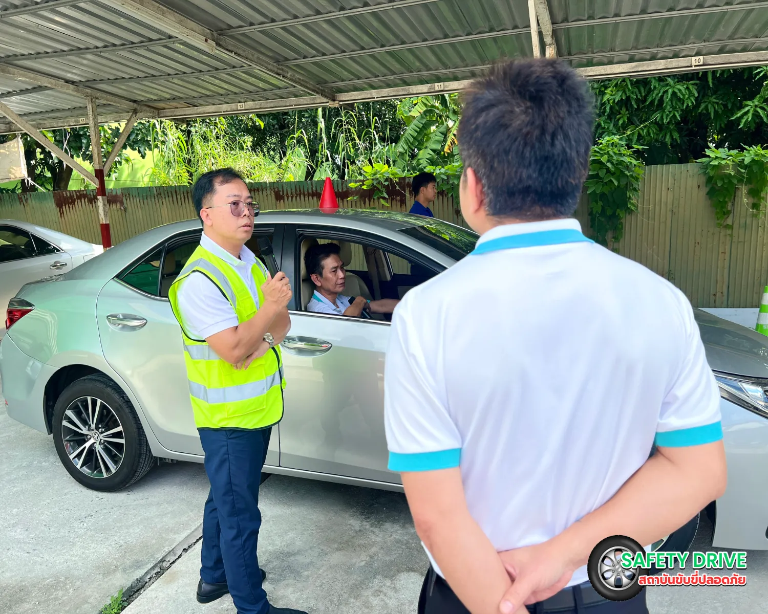 ภาพบรรยากาศ การอบรมขับขี่ปลอดภัย พนักงานขับรถในองค์กร โดย Safety Drive สถาบันอบรมขับขี่ปลอดภัย