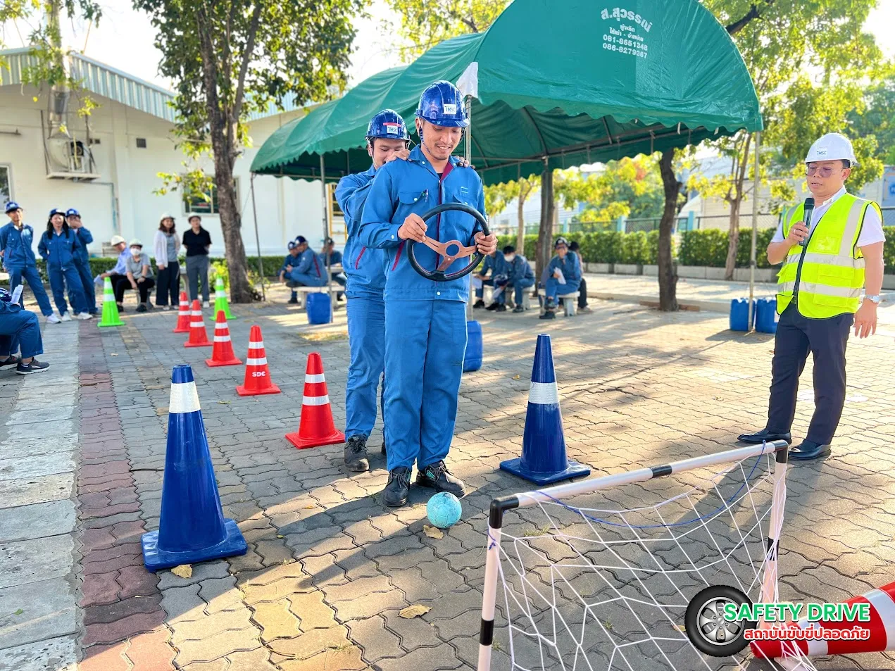 ภาพบรรยากาศ การอบรมขับขี่ปลอดภัย พนักงานขับรถในองค์กร โดย Safety Drive สถาบันอบรมขับขี่ปลอดภัย